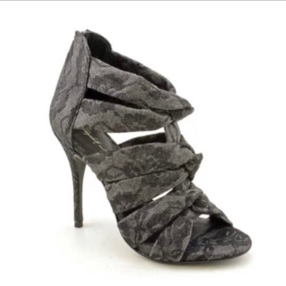 New $198 Elizabeth and James Love Lace Black Cage Five Inch Heels Size 10